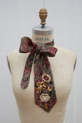 Floral Broach Tie